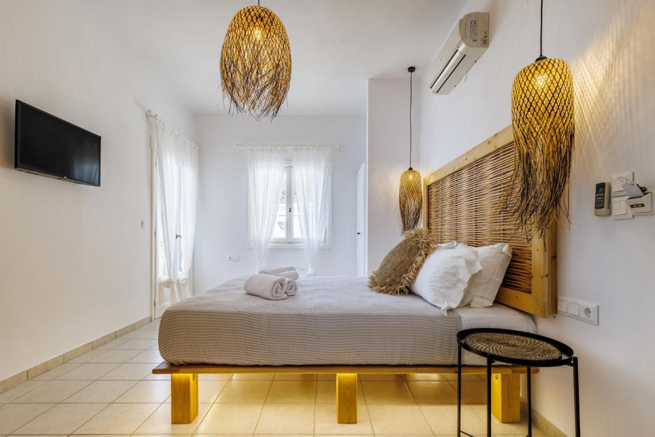 Ourania Studios & Apartments สโกเปลอสทาวน์ ภายนอก รูปภาพ