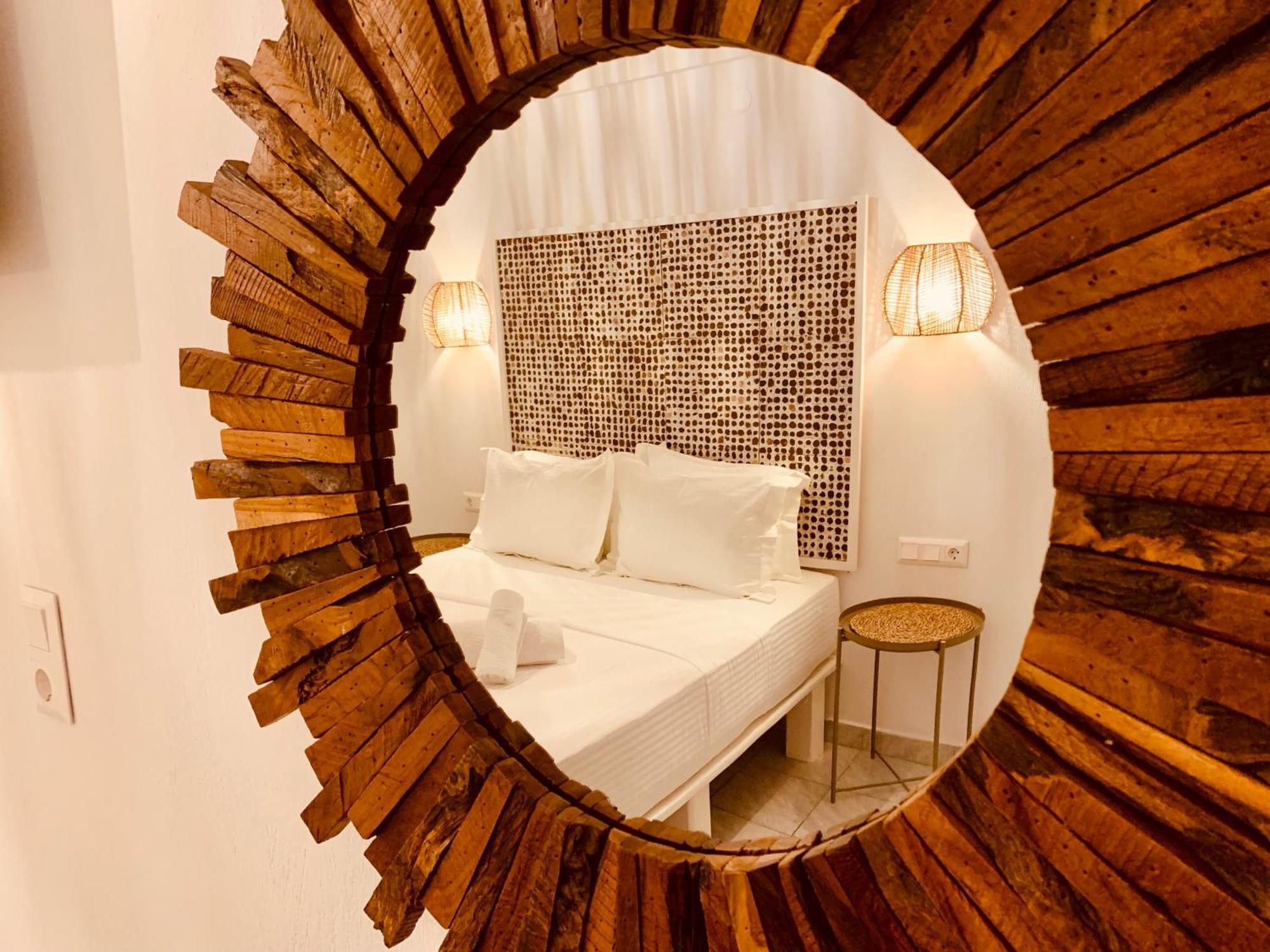 Ourania Studios & Apartments สโกเปลอสทาวน์ ภายนอก รูปภาพ